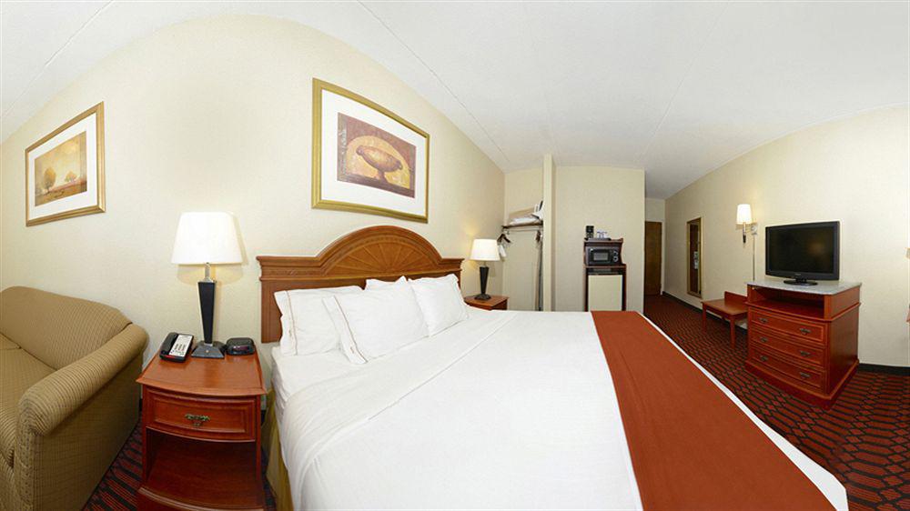 Comfort Inn Lancaster At Rockvale Smoketown  Exterior foto