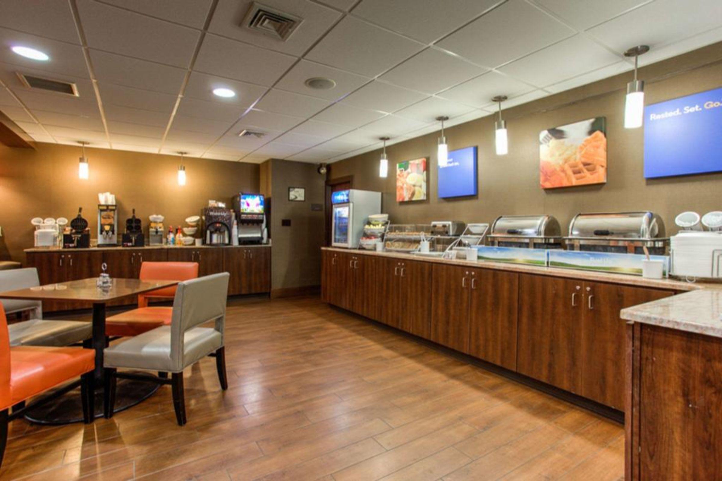 Comfort Inn Lancaster At Rockvale Smoketown  Exterior foto