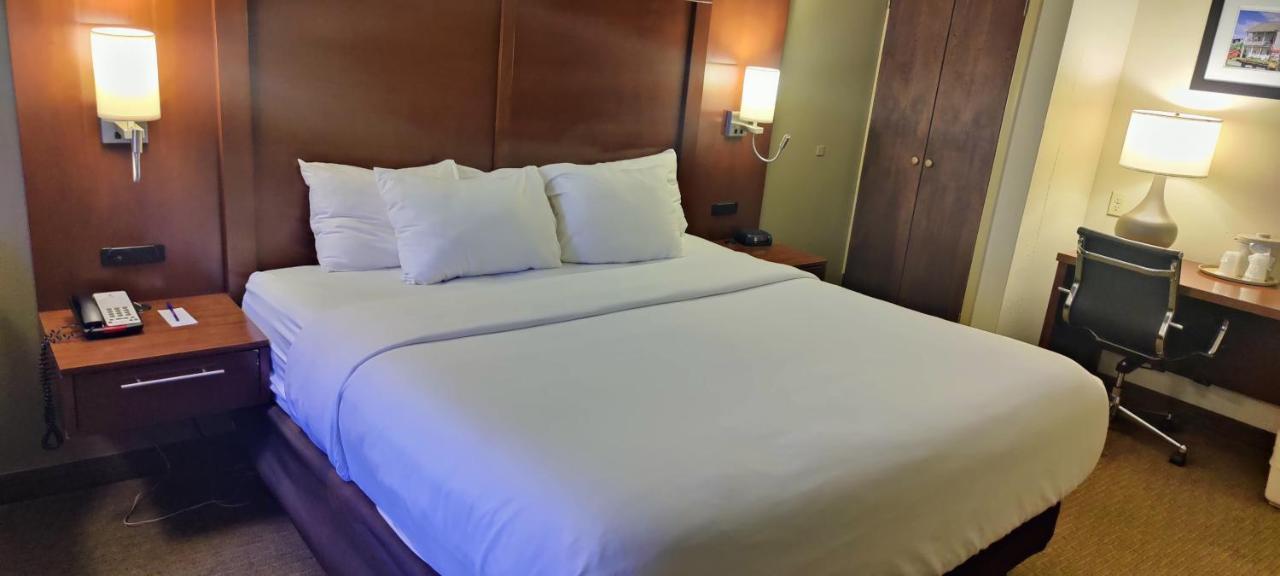 Comfort Inn Lancaster At Rockvale Smoketown  Exterior foto