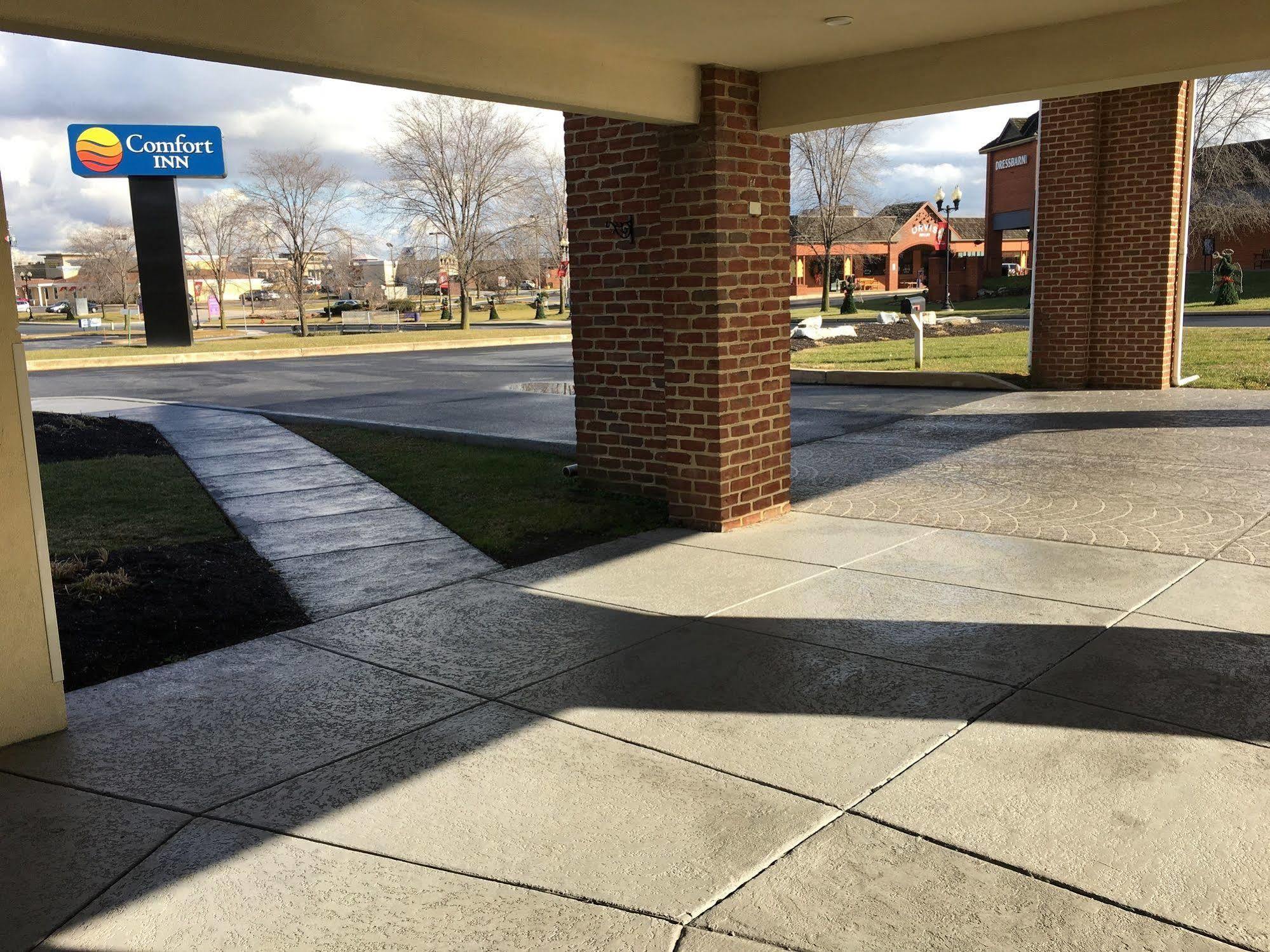 Comfort Inn Lancaster At Rockvale Smoketown  Exterior foto